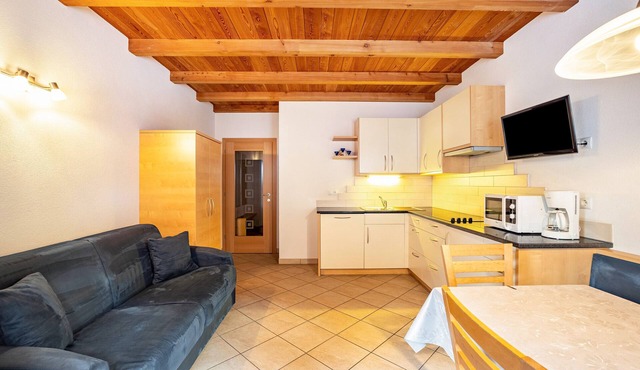 Apartment 'Speckign 4' with Mountain View, Balcony and Wi-Fi