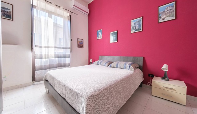 Apartment 'Via Medici' with Shared Terrace, Wi-Fi and Air Conditioning