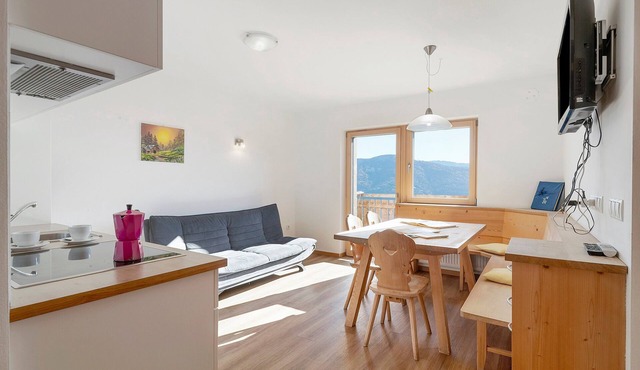 Apartment 'Zolerhof Arnika' with Mountain View, Shared Terrace and Wi-Fi