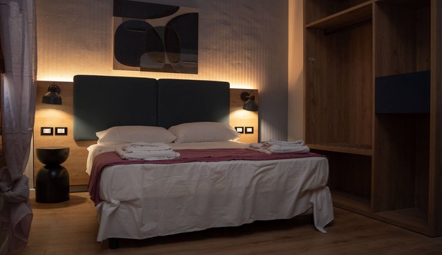 Aurooms - "Glicine Chic - Sleep in the Heart of Authentic Sicily"
