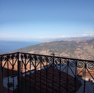 AURUSA - Casa Vacanze Pollina, Sicilia autentica