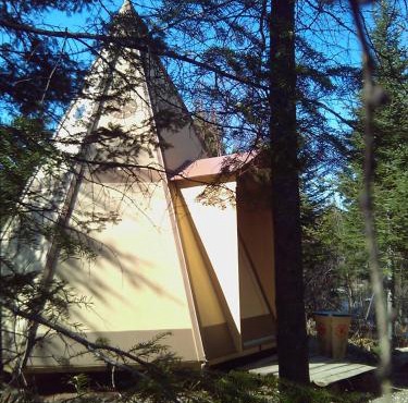 Aux Tipis de la Rivière Sauvage