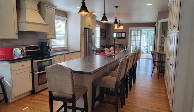 Awesome Space in Bridgewater-BC, JMU, EMU! Near Massanutten & Harrisonburg.