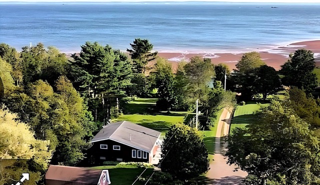 Bay of Fundy ,Cobequid Bay, Steps to the beach in the Cliffs of Fundy Geopark