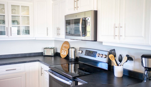 Beautiful 3-bedroom suite located minutes from Cavendish Beach
