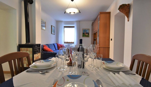 Beautiful apartment for 4 people with WIFI and TV