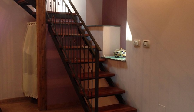 Beautiful cottage with large garden a few steps from the sea