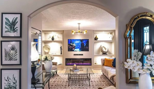 Beautiful Executive Home close to the Ocean