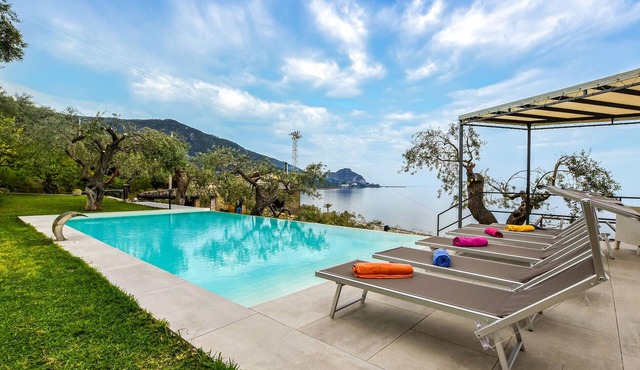 Beautiful home in Cefalù with private swimming pool, can be inside or outside