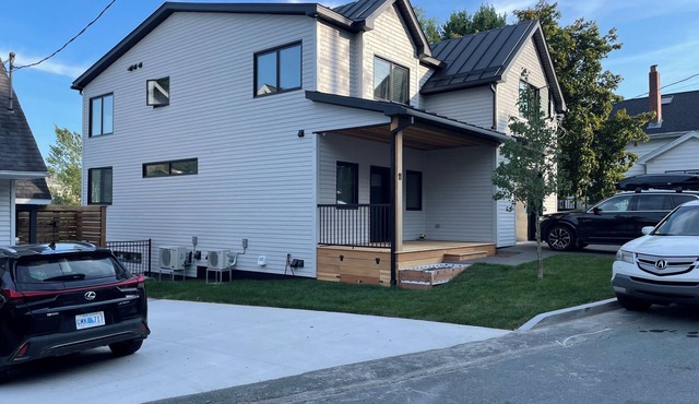 Beautiful home steps to Lake Banook!