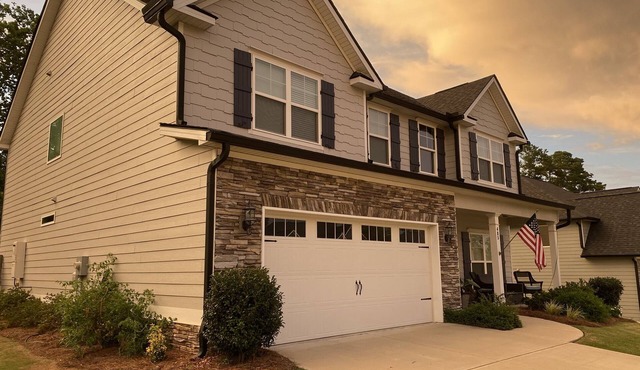 Beautiful Masters Week Rental w/hot tub