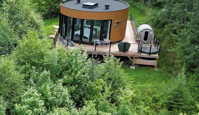 Bel Air Tremblant ROUND LOFT : 1 LIT KING, JACUZZI ET SAUNA