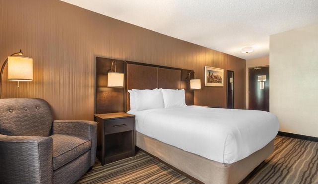 Best Western PLUS Calgary Centre Inn
