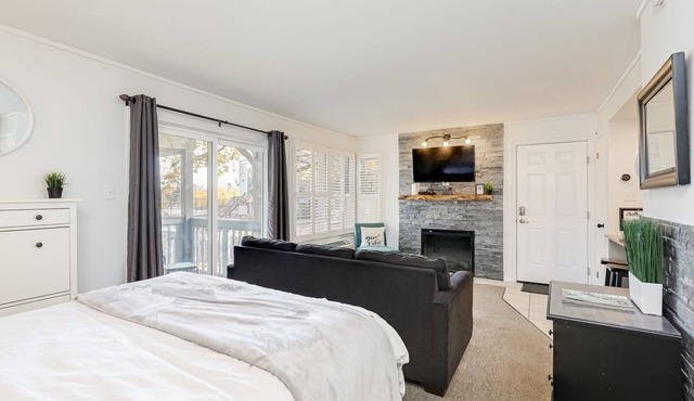 Blue Mountain Studio Oasis