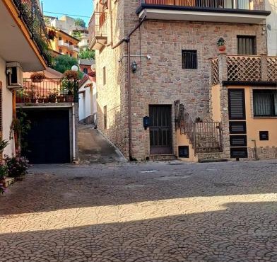Borgo Gaggi primo piano