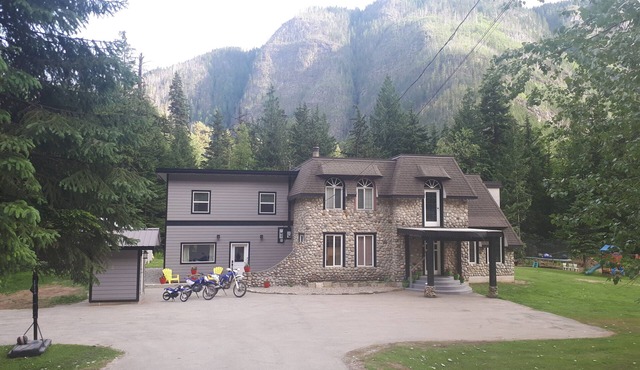 Brand new vacation rental in the mountains