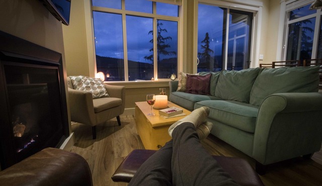 Breathtaking Oceanfront Views! H009730218