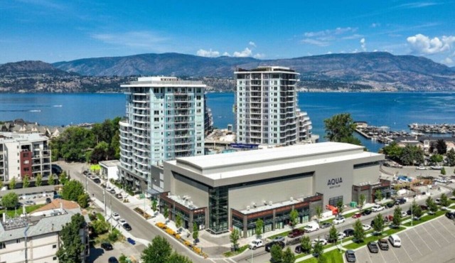 Bright 2BR Lake View Condo at Aqua, Kelowna