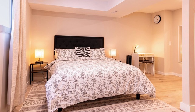 Bright Riverbend Getaway | Close to Stampede Grounds and DownTown