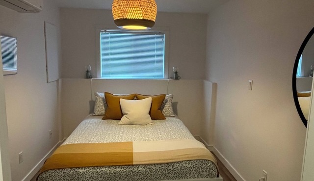 Bright, serene 1 bedroom suite in Colwood