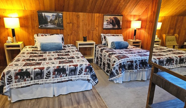 Cabin Style Private Studio