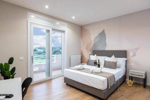 Calypso apartment - Seaview, pvt terrace, luxury design, A-C