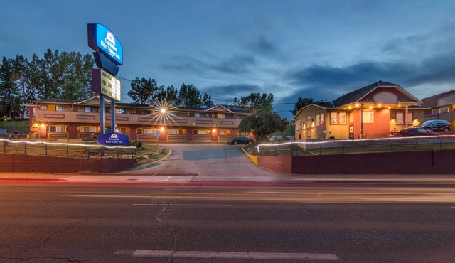 Canadas Best Value Inn Calgary Chinook Station