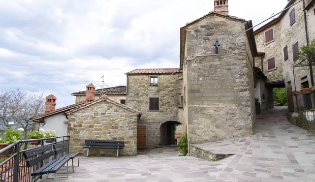 Casa di Adele among the Casentino Hills