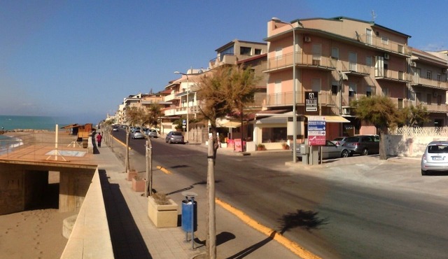 Casa Mare Blu Sicilia - 30 meters from the beautiful beach of Lungomare A. Doria