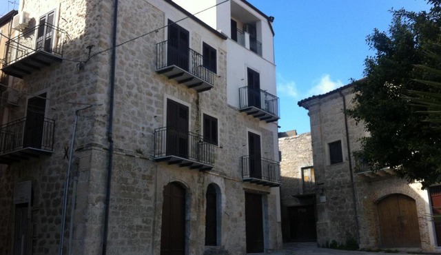 Casa Natia