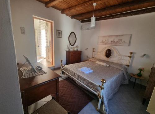 Casa turiddu Makari