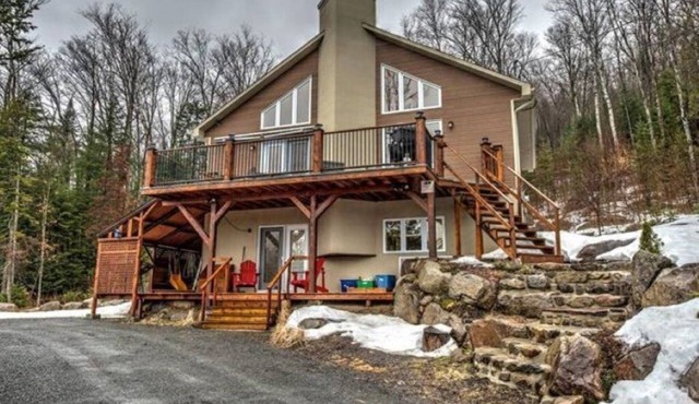 chalet à louer à Sainte-Marguerite-du-Lac-Masson (cottage for rent)