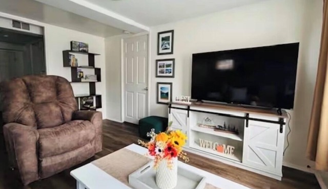 Charming 2-BR basement apartment, central to National Park, close to interstate