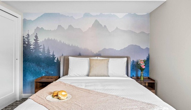 Charming 2BR Haven in Canmore Near DT and Banff