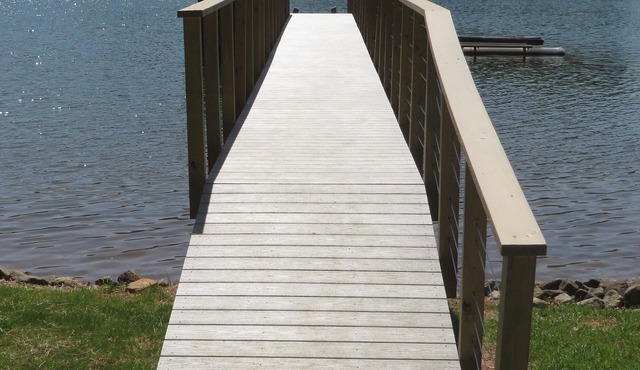 Charming 3BR 2BA Lakefront Lake Norman Home with Beach & Dock (sleeps 10)