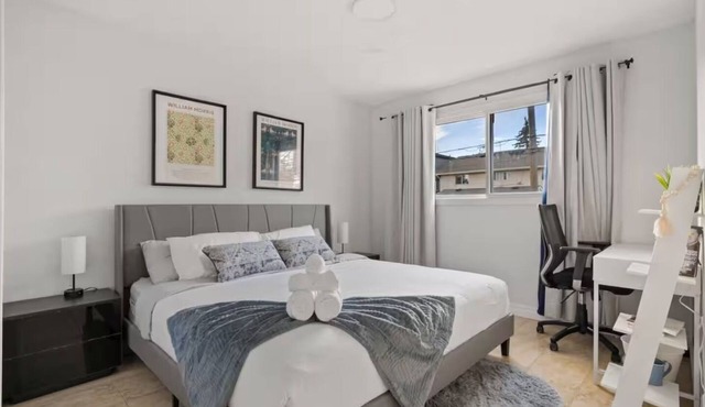 Charming 4-bedroom house with AC in vibrant Calgary