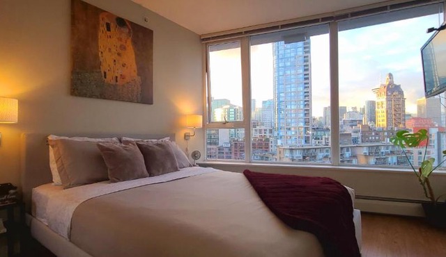 Charming Abode Downtown Vancouver
