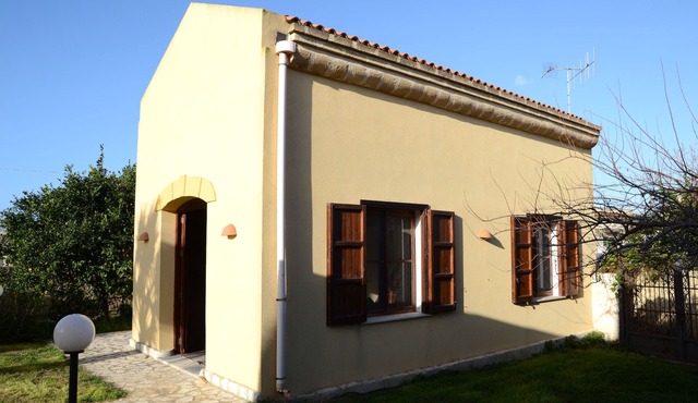 Charming Cottage, 2-4 people, close to the sea