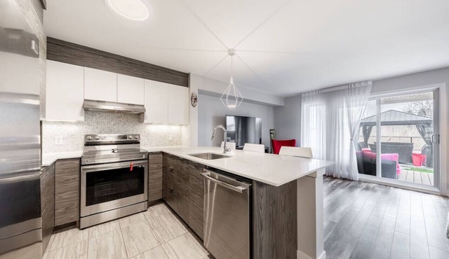Charming home 5min from the lake
