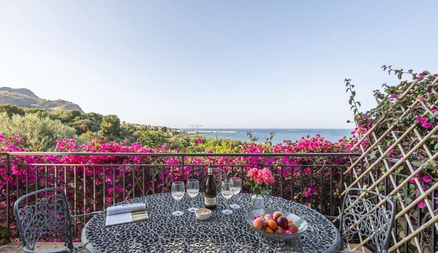 Cicladi Santorini by Interhome