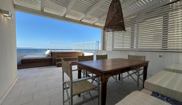 CIELOMARE RESIDENCE APARTMENT INFINITE BLUe