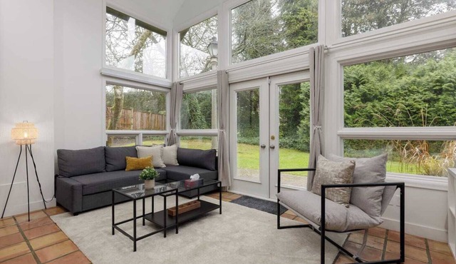 Cinematic Hideaway Admist Lush Greenery