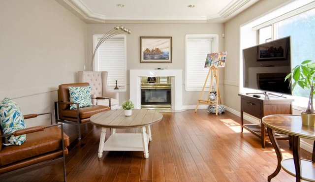 Classic and Cozy House with Air Conditioning