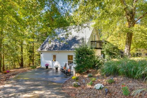 Clemson Game Day Cottage w/Fire Pit