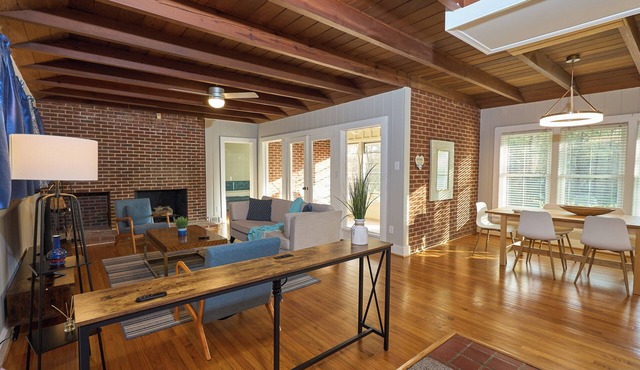 Comfortable Waterfront living in Rocky Mount