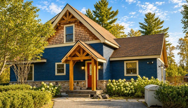 Cottage 22 | Pet-Friendly Muskoka Cottage with Beach Access Sleeps 6