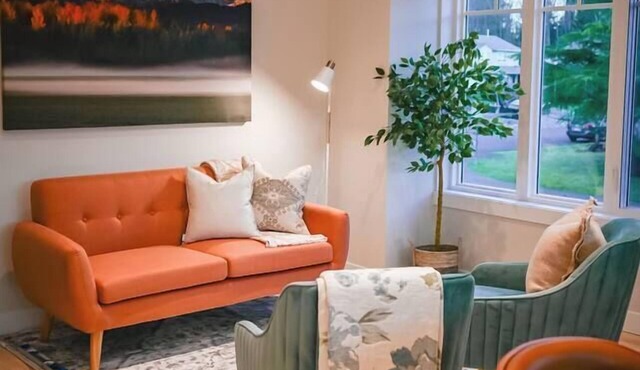 Courtenay Luxe Suite
