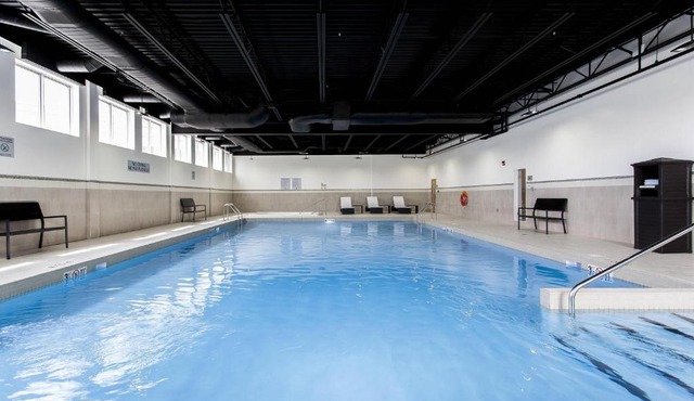 Courtyard by Marriott Montreal West Island/Baie D’Urfe