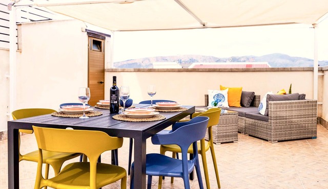 Cozy apartment in Trappeto with WiFi