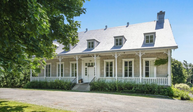 Cozy, classy, cachet, spacious & central - Mt Ste-Anne, Vieux Québec, IleOrléans